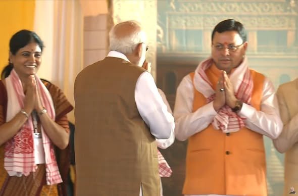 असम में एनडीए की लगातार तीसरी बार ऐतिहासिक विजय के उपरांत सरकार के शपथ ग्रहण समारोह में आज मुख्यमंत्री पुष्कर सिंह धामी सम्मिलित हुए।