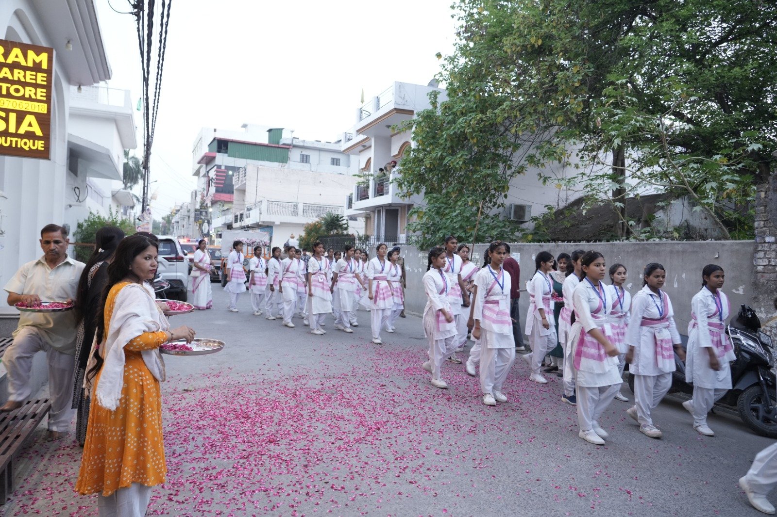 राष्ट्र सेविका समिति RSS का प्रवेश समिति शिक्षा वर्ग का पथ संचलन