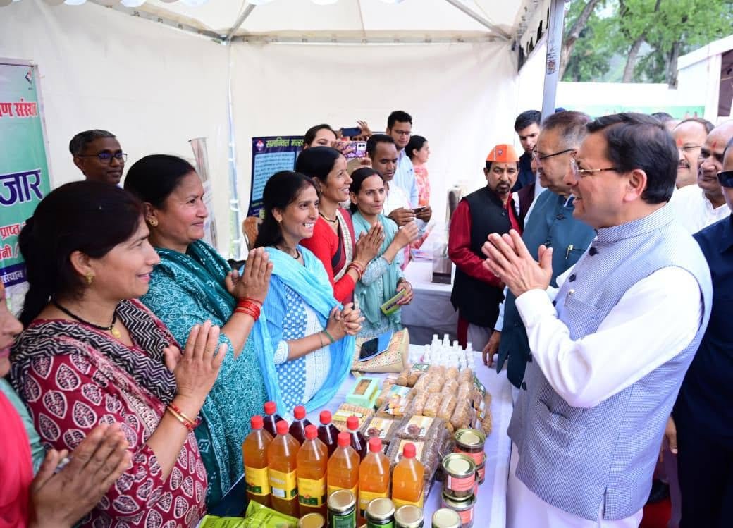 मुख्यमंत्री ने कहा कि प्रधानमंत्री श्री नरेंद्र मोदी के नेतृत्व में सरकार किसानों से केवल वादे नहीं करती, बल्कि धरातल पर कार्य करने में विश्वास रखती है