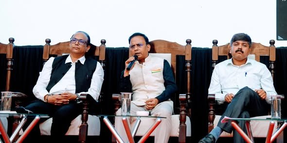 Viksit Uttarakhand Vision 2047″ पर गहन चर्चा हेतु High Level Brainstorming बैठक का आयोजन किया गया