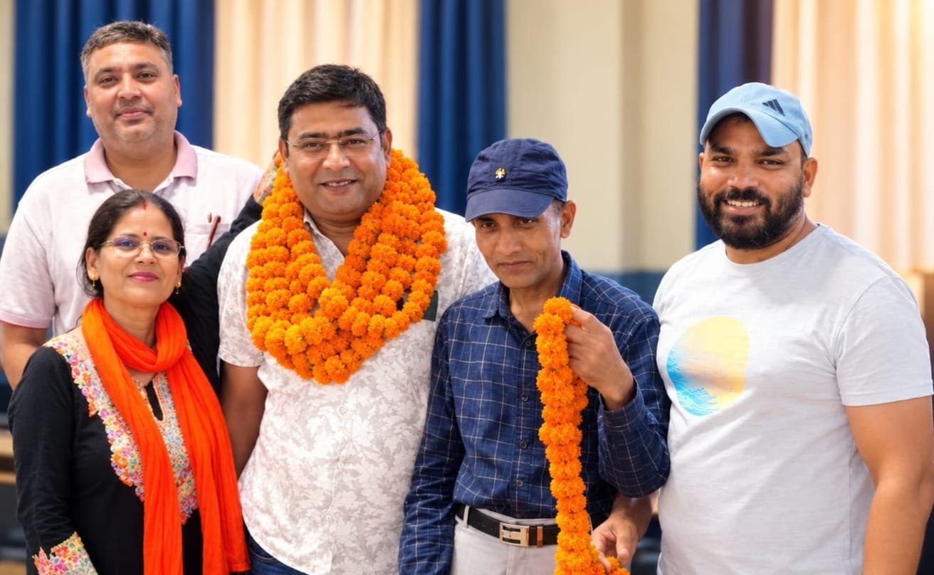 सेवायोजन मिनिस्ट्रियल कर्मचारी संघ के चुनाव में मो०साजिद लगातार चौथी बार निर्विरोध निर्वाचित हुए जिलाध्यक्ष